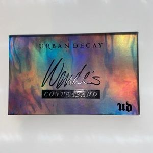Urban Decay eyeshadow palette